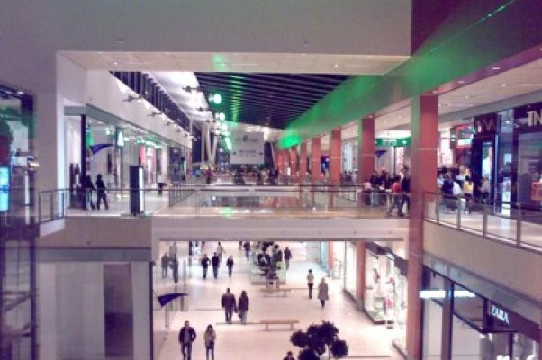 City Park Mall te invită la shopping!